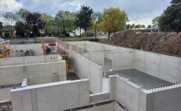 Nieuwbouw 60 sociale huurappartementen Burgemeester van Welderenstraat in volle gang, Giesbers